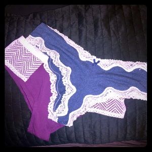 2-pack panties! Great for bundling!
